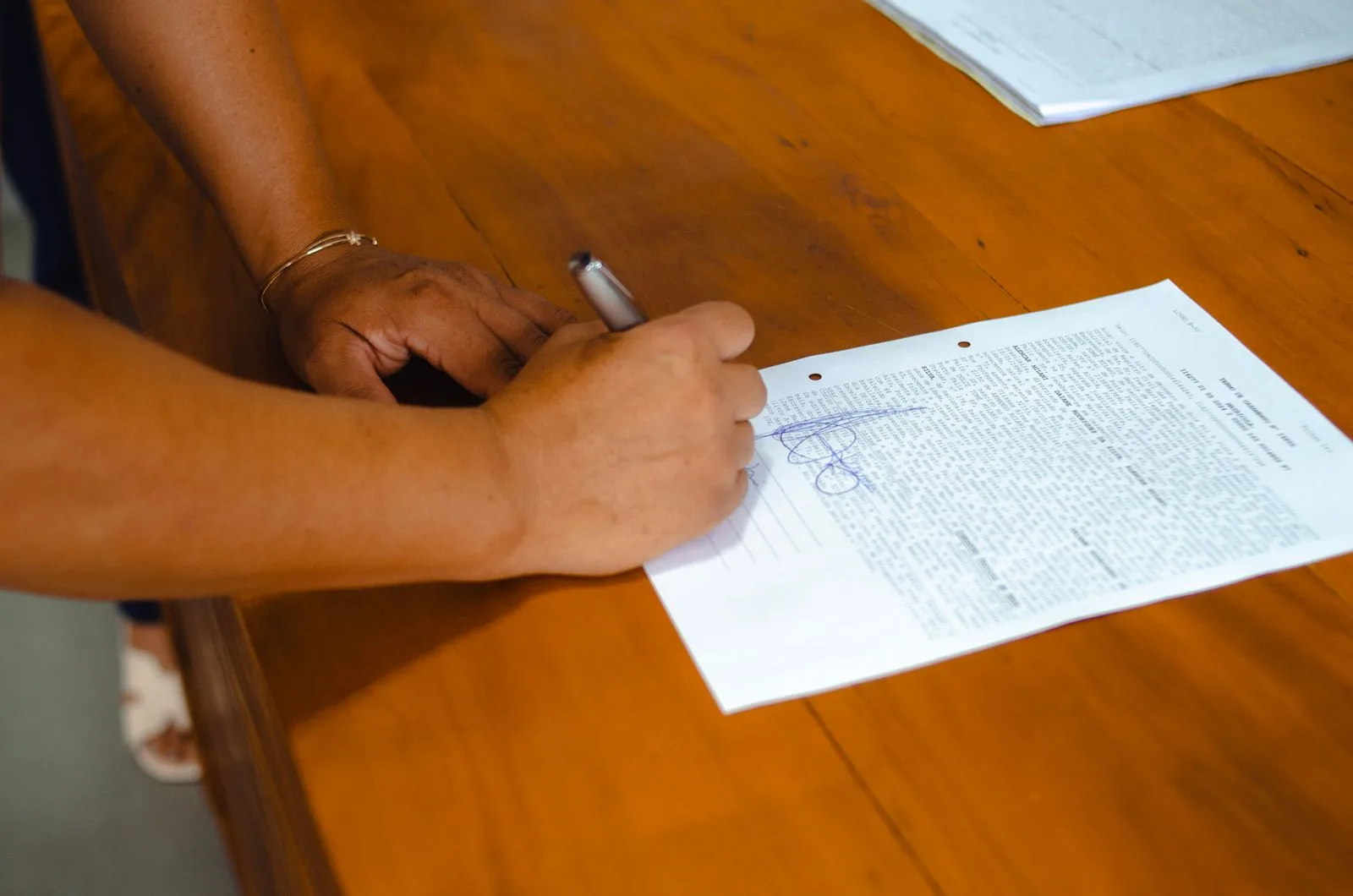 Inheriting firearms in Malta: signing the Police transfer paperwork for inherited firearms